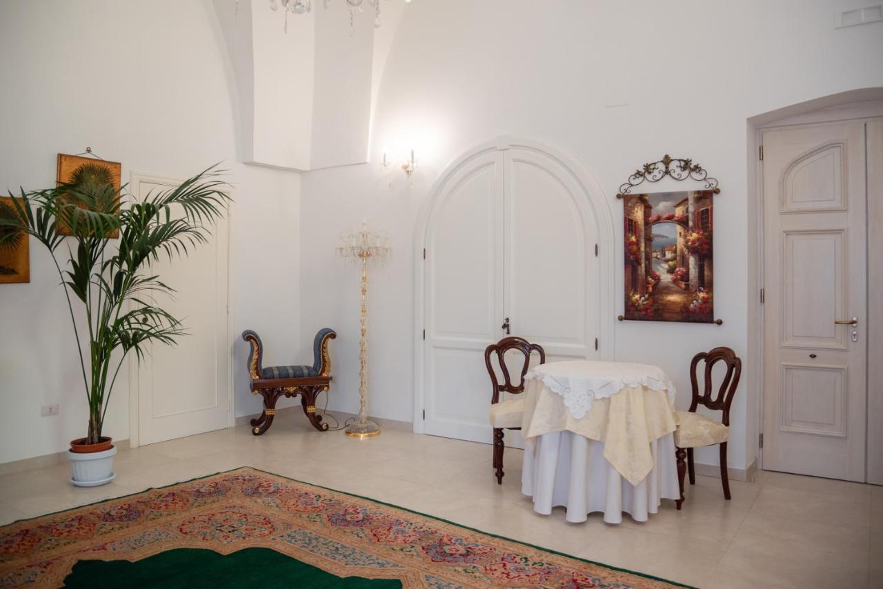Bed and Breakfast L'Arco Dell'Abate Орія Екстер'єр фото